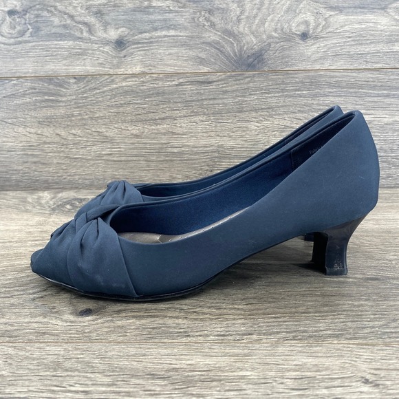 Coach and Four Shoes - Coach and Four Navy Blue Fabric Peep Toe Kitten Heel Pumps Twisted Knot Size 8.5